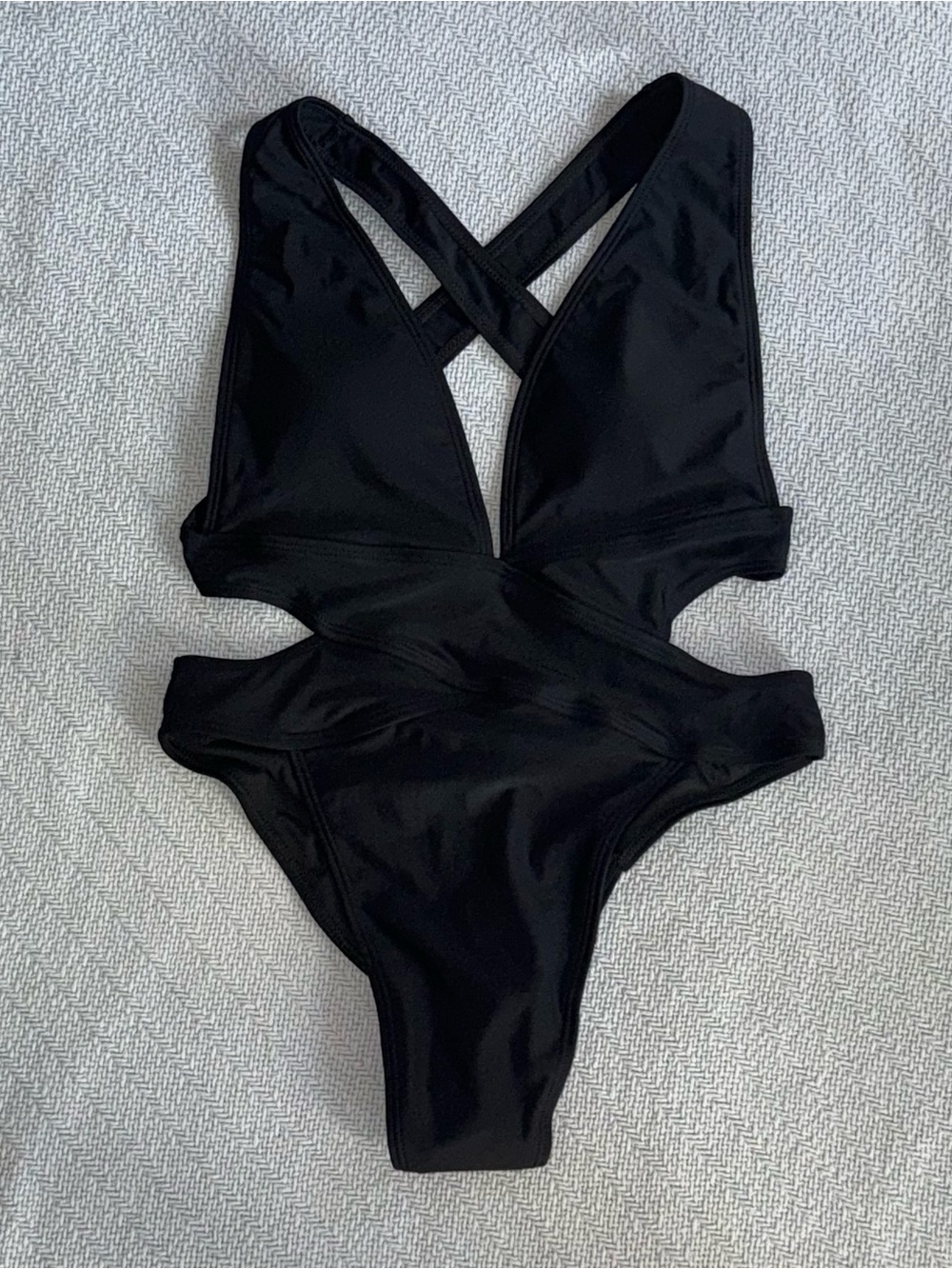 Women’s Small Sexy Black Cutout One-Piece Swimsuit Scrunch Butt